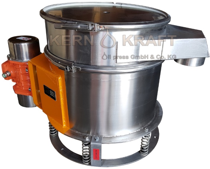 oil screening machine, GEA, Flottweg, Alfalaval, Hiller, oil screening, pre-filtering system, first filtering /screening from oil, crude oil, oil cleaning, AMA, MAHLE