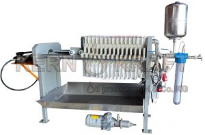 Oil filtering and chamber filter press, filtration system for edible oil refining, filter with stainless steel components, Jolly, Farmet, Filtrex D11 OW40 OelWerk, Jolly, Farmet, Hiller, GEA, made in Germany