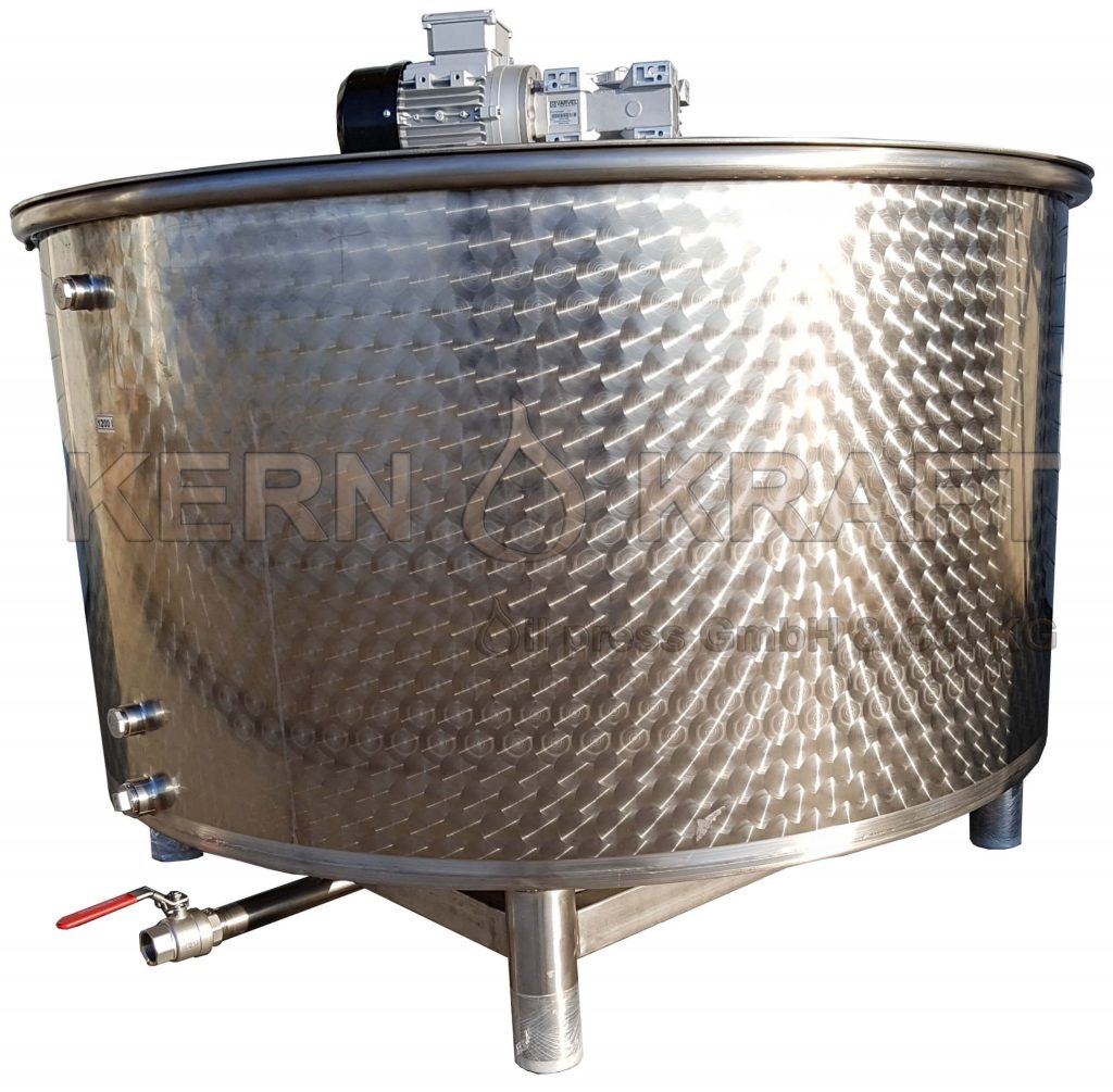 Mixing crude oil tank for oil filtration and refining, winterization, PAC reduction, POSH, MOSH, MOAH mineral oil hydrocarbons, FFA reduction, Peroxide reduction, big and small tanks in stainless steel, buy crude oil tank in Germany, oil tank for cooking oil, oil tank for filtration, food grade