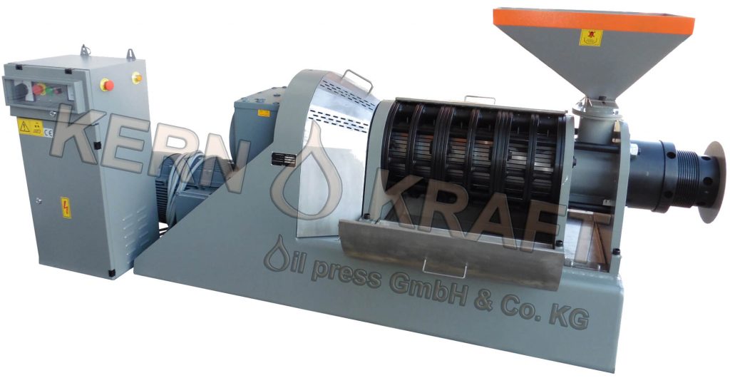 Cold press system, large oil press, production from sunflower oil, cooking oil production, Farmet FL300, Reinartz AP12, Henan XZ32, 6YL, Goyum, KEK-P0500, KV-P-201