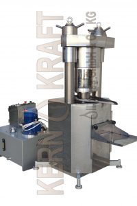 Hydraulic oil press, warm and hot oil press, roasted seeds, Styrian pumpkin seed oil, walnut, hazelnut, sesame, pine nut, hulled hemp oil